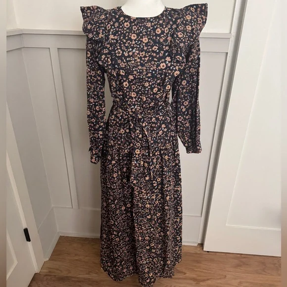 Christy Dawn Navy Floral Dress - Picture 2 of 9